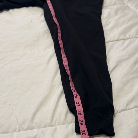 FIGS Technical Collection Jogger Scrub Pants Size Medium Nursing Healthcare - Picture 11 of 12